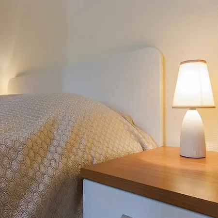 Du Parc Skolas 30 아파트
