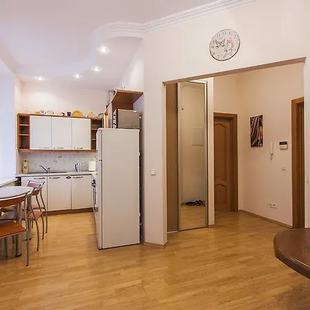 Du Parc Skolas 30 *