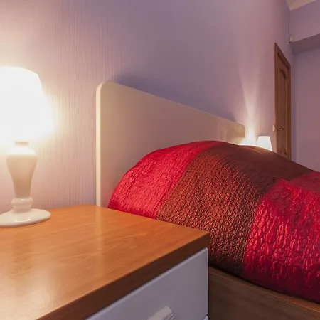 Du Parc Skolas 30 아파트