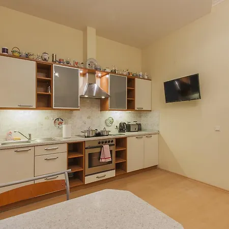 Du Parc Skolas 30 *